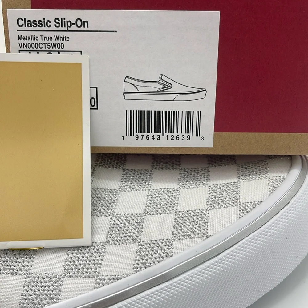 Vans Men’s Checkered Classic Slip-On Sneakers Metallic True White VN000CT5W00